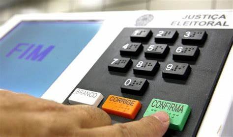 Tribunal Superior Eleitoral (TSE) recebe nove candidatura para concorrer à Presidência da República