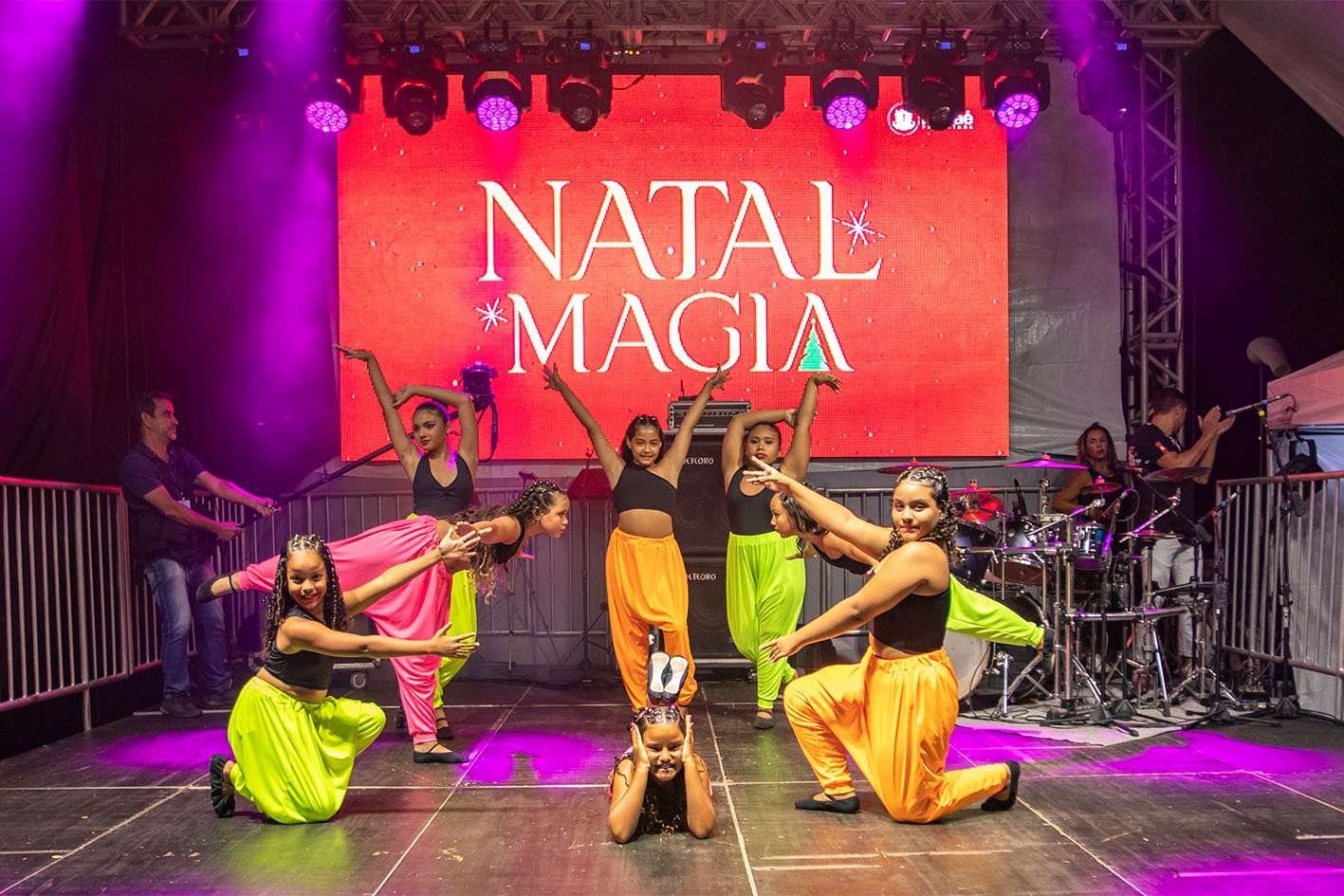 Emoção e alegria marcam lançamento do Natal Magia em Macaé