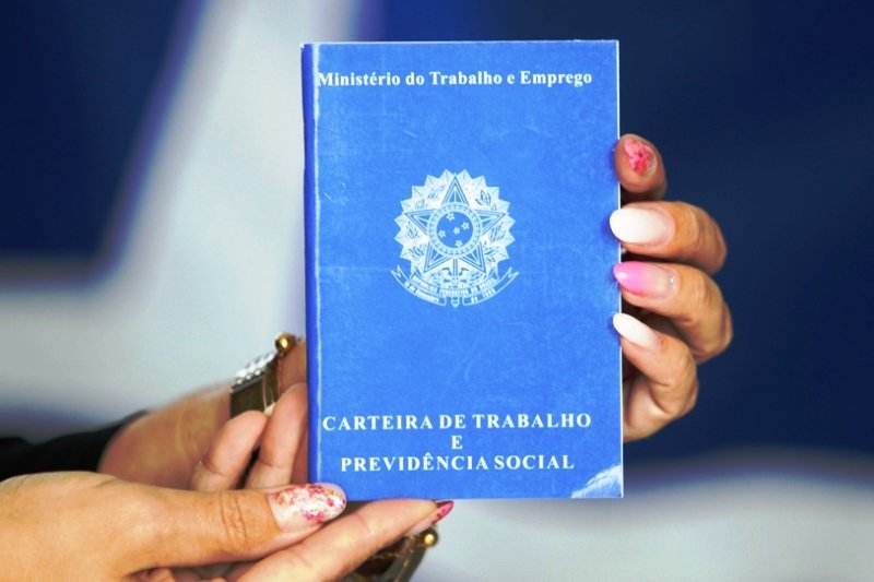 Secretaria de Trabalho e Renda divulga mais de 490 oportunidades de emprego