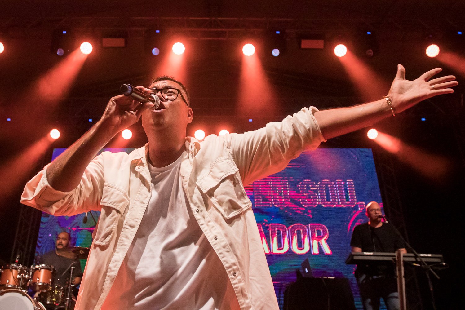 Anderson Freire arrasta multidão para festival gospel