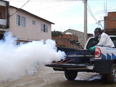 Combate ao Aedes segue com visitas domiciliares e fumacê, em Macaé