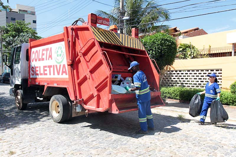 Câmara dos vereadores cobra coleta seletiva de lixo em Macaé