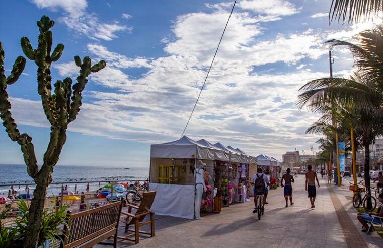Artesanato Presente expõe produtos na Praia dos Cavaleiros