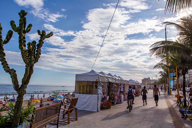 Artesanato Presente expõe produtos na Praia dos Cavaleiros