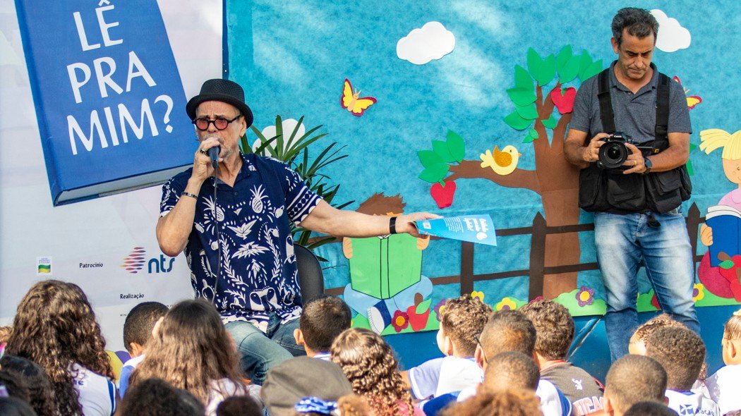 Projeto com artistas “Lê para Mim?” incentiva gosto pela leitura nas crianças