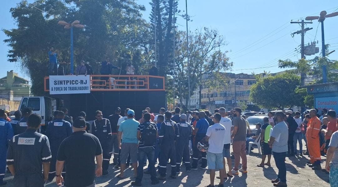 Profissionais dos setores onshore e offshore fazem paralisão nesta quinta-feira (29)