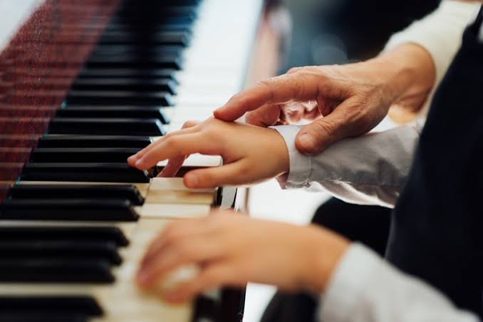 Recital de Piano da Escola Municipal de Musica