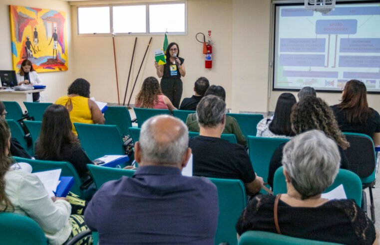 Macaé sedia etapa intermunicipal da Conferência Nacional de Educação
