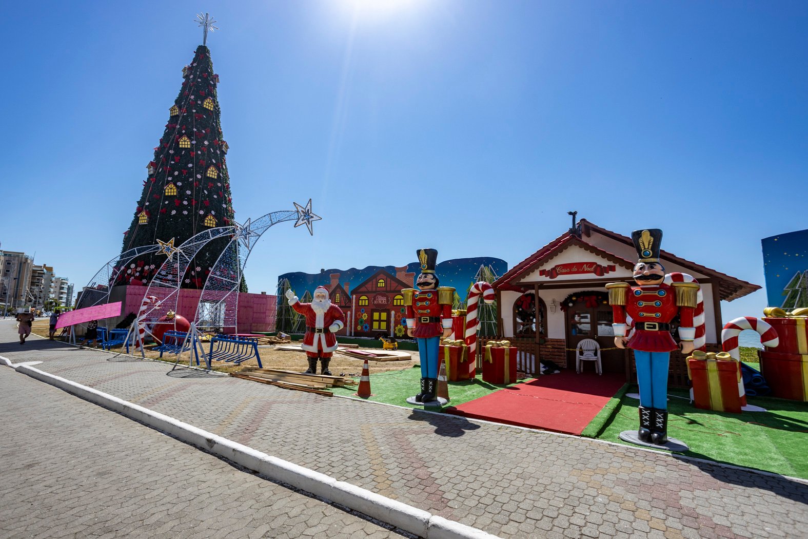 Macaé se rende à magia do Natal