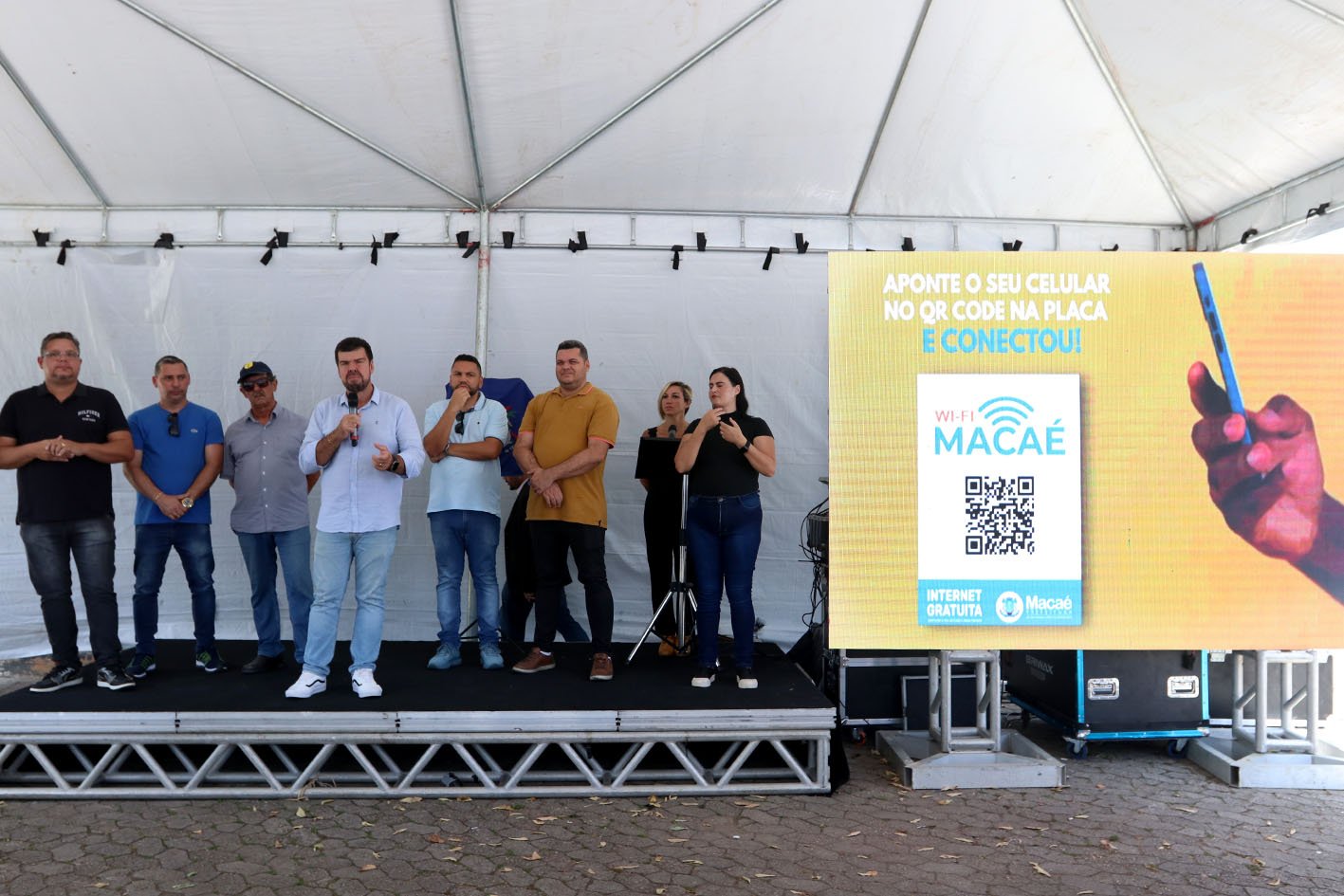 Espaços públicos da cidade com acesso gratuito à internet