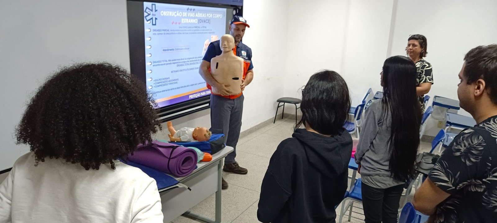 Defesa Civil capacita estudantes da FeMASS em Primeiros Socorros