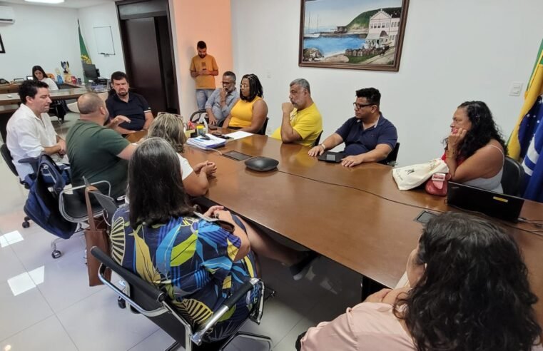 Governo e Conselho debatem novos fomentos para artistas locais