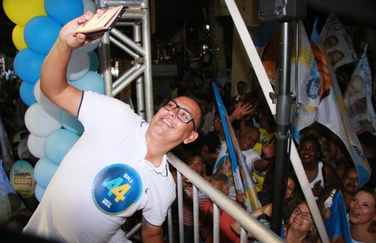 Comício esvaziado de opositor indica Maurício BM como prefeito eleito no próximo domingo