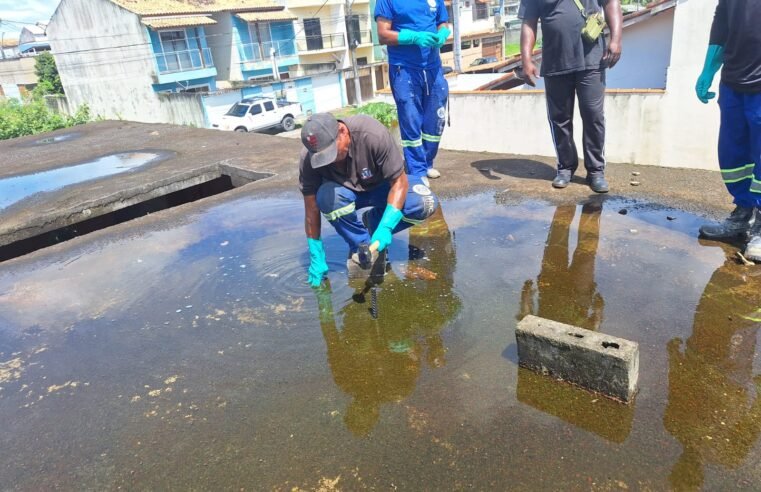 Combate à Dengue: ação integrada da Vigilância Ambiental atua em imóvel abandonado, em Macaé.