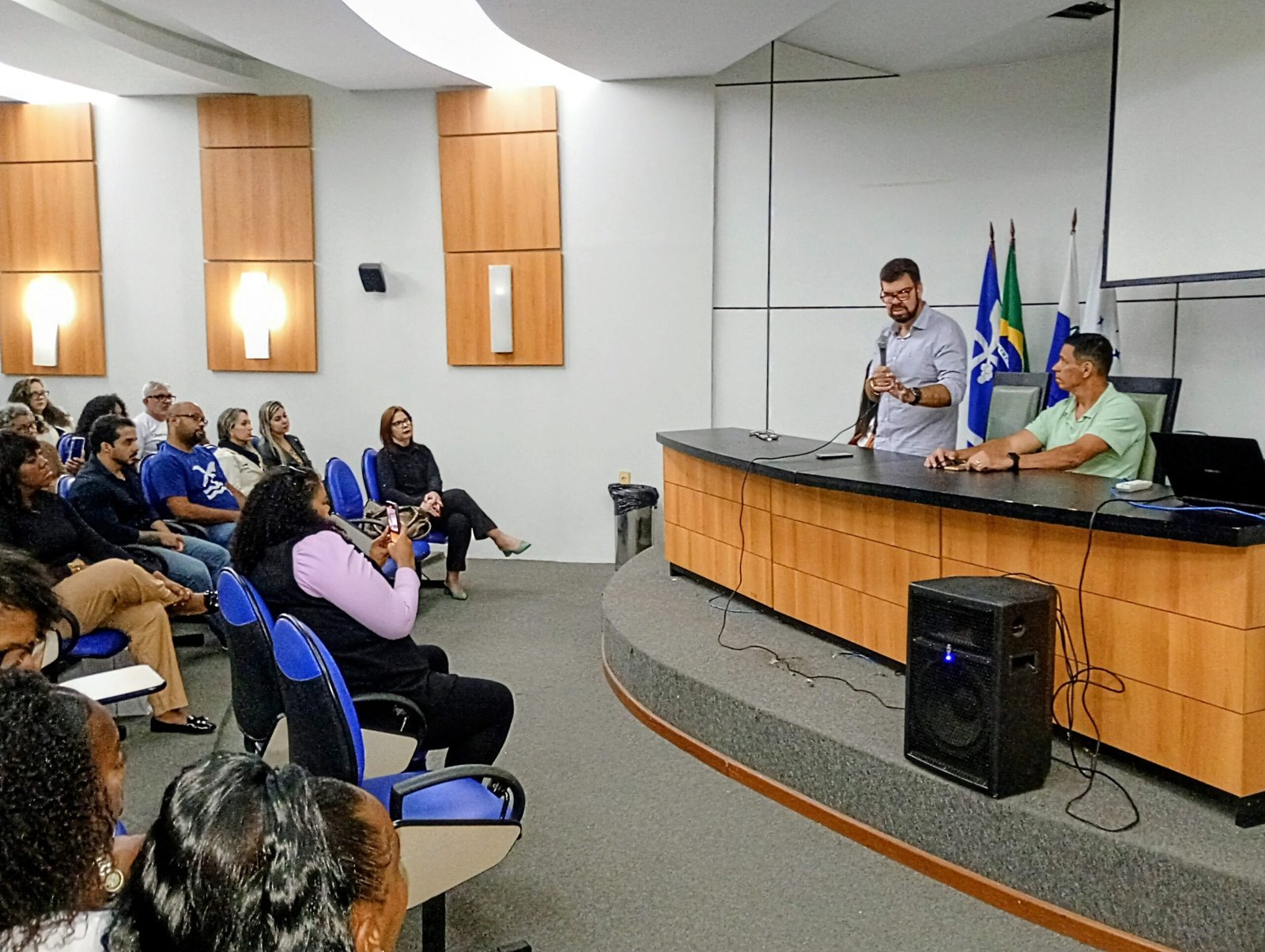 Qualificação Profissional entrega certificados no Paço Municipal