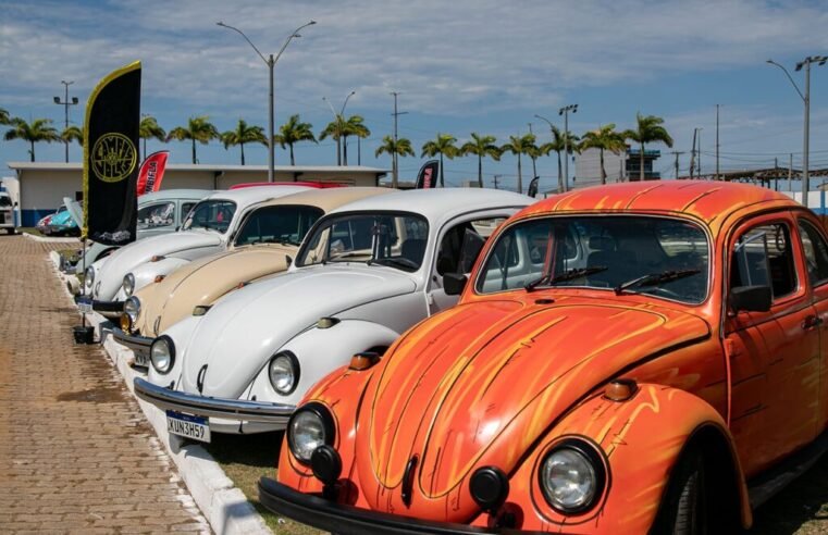 Encontro reúne amantes de carros antigos no evento Quebradores Hoodride neste fim de semana