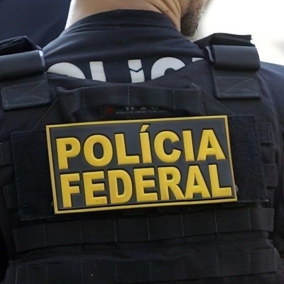Foragidos por homicídio, estupro de vulnerável e tráfico são presos pela POLÍCIA FEDERAL em Macaé